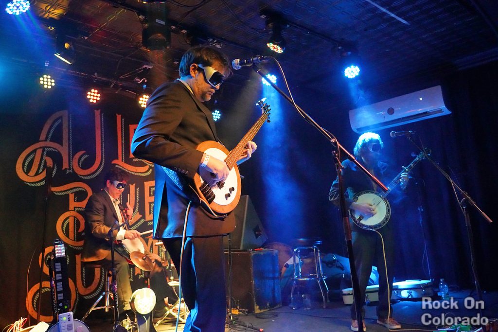 Foggy Mountain Spaceship