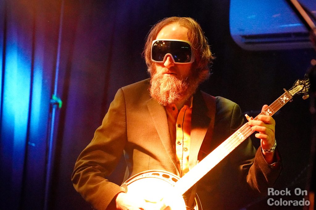 Foggy Mountain Spaceship