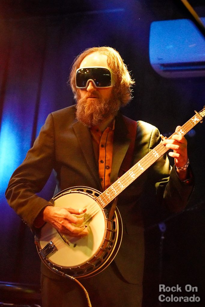 Foggy Mountain Spaceship